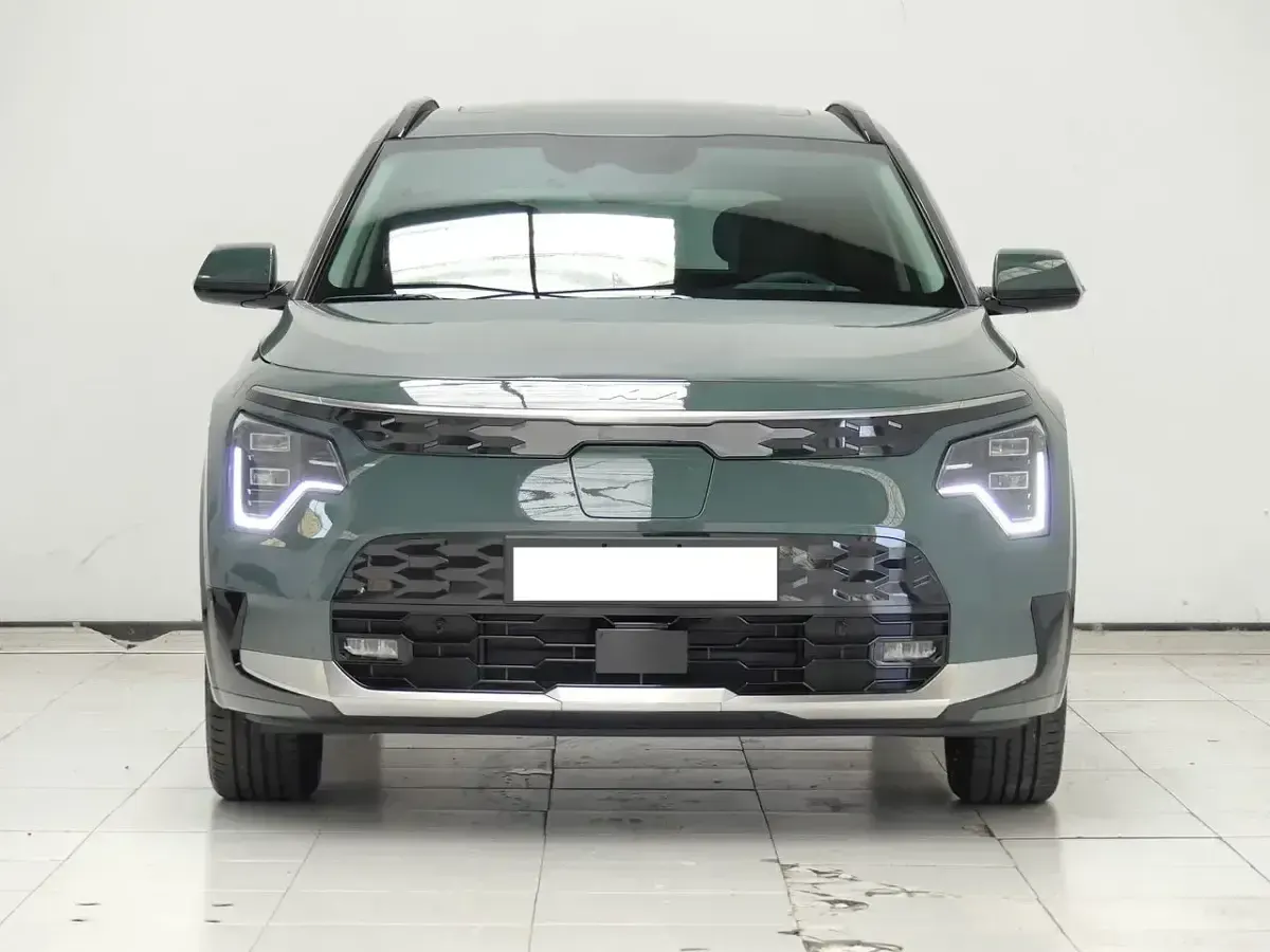 Usado Kia e-Niro 150 kW (204 CV) 2023 Verde SUV