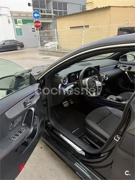 Usado Mercedes CLA200 150 CV (110 kW) 2021 Negro Berlina