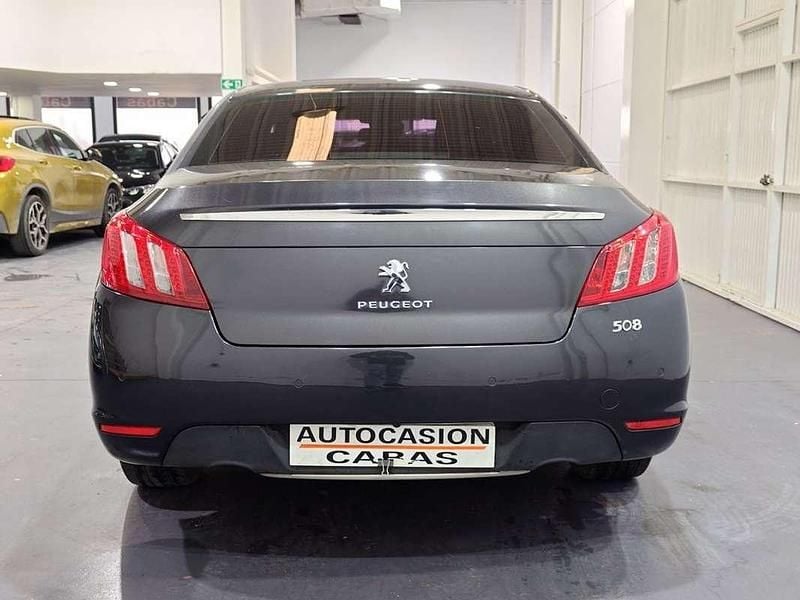 Usado Peugeot 508 Active 115 CV (84 kW) 2012 Gris Berlina