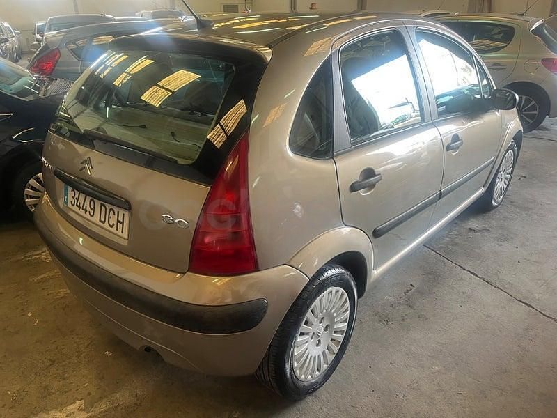 Usado Citroën C3 75 CV (55 kW) 2005 Beige Berlina