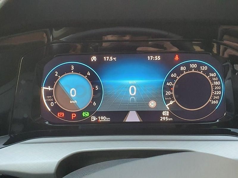 Usado VW Golf VIII 115 CV (84 kW) 2024 Blanco Berlina