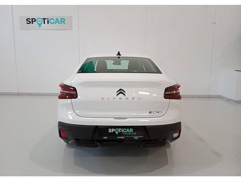 Usado Citroën e-C4 Feel 100 kW (136 CV) 2023 Blanco Berlina