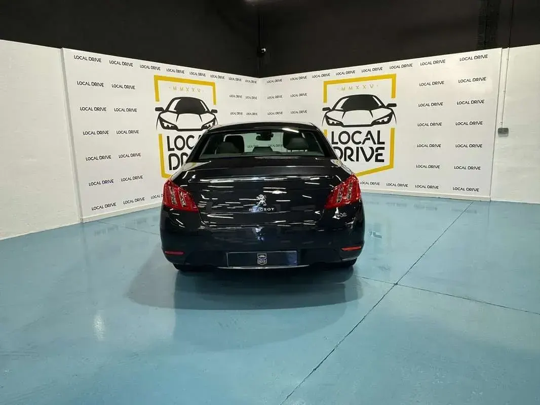 Usado Peugeot 508 Business-Line 111 CV (81 kW) 2012 Gris Berlina