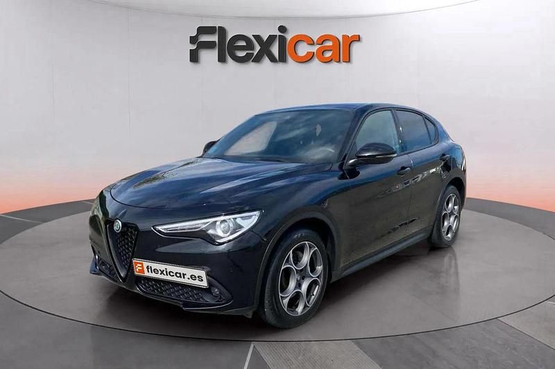 Usado Alfa Romeo Stelvio Sprint 160 CV (117 kW) 2022 Negro SUV
