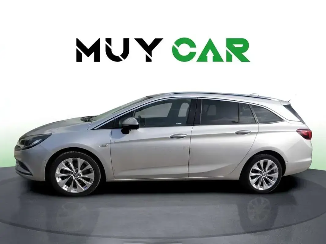 Usado Opel Astra Excellence 136 CV (100 kW) 2017 Gris Familiar