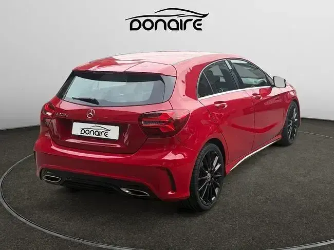 Usado Mercedes A200 136 CV (100 kW) 2018 Rojo Berlina