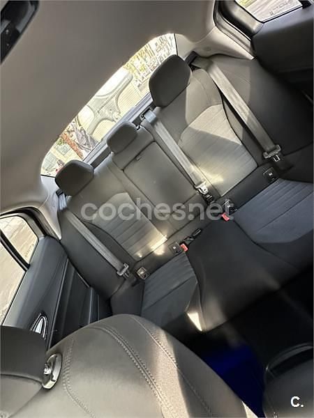 Usado Alfa Romeo Giulia 136 CV (100 kW) 2017 Negro Berlina