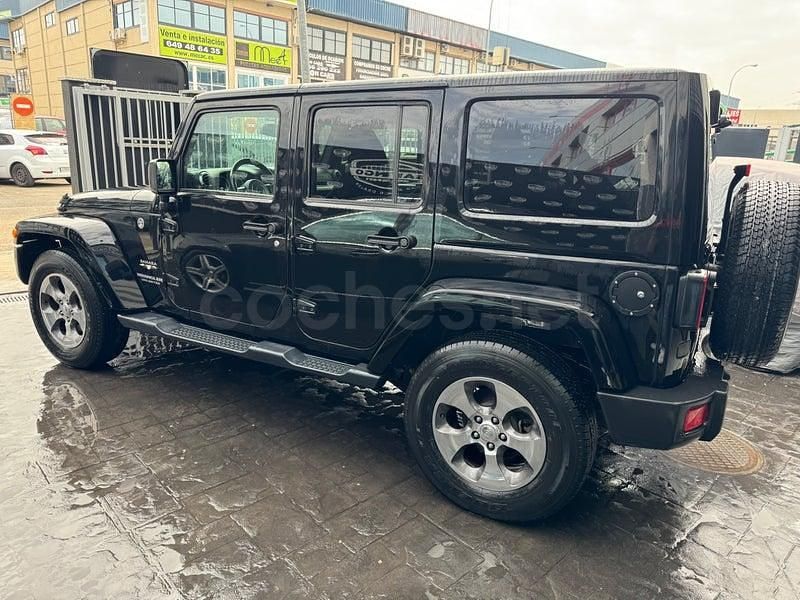 Usado Jeep Wrangler Sahara 284 CV (208 kW) 2017 Negro SUV