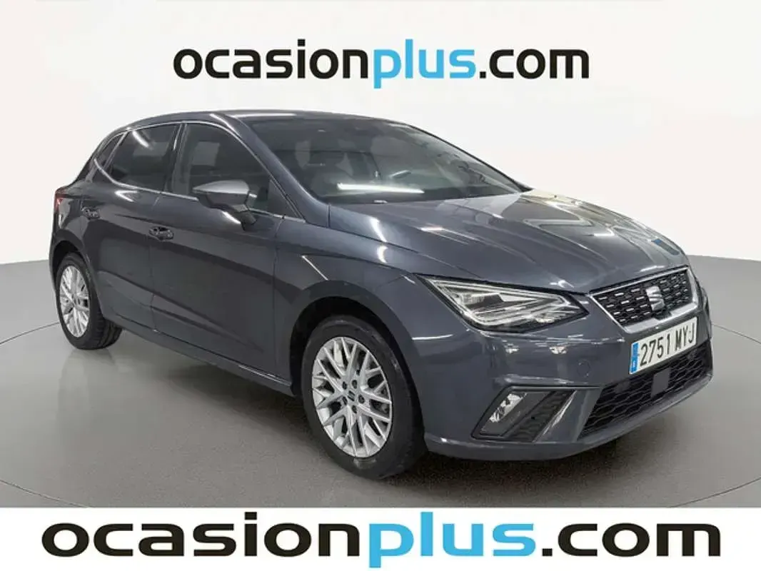 Usado Seat Ibiza XCELLENCE 116 CV (85 kW) 2025 Gris Utilitario