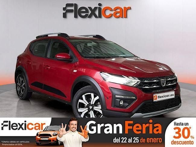 Granate Usado 2021 Dacia Sandero Essentiel Berlina | 14.590 € (Un poco caro) - Imagen 1/4