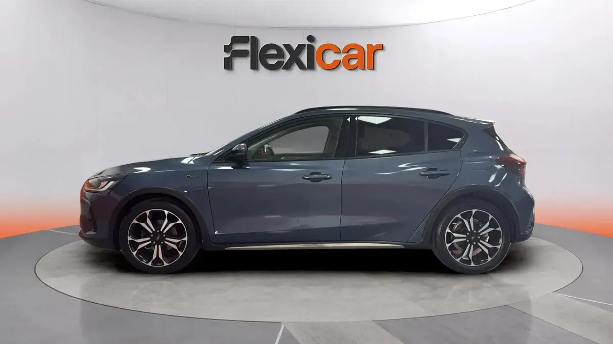 Usado Ford Focus Active 155 CV (114 kW) 2022 Azul Berlina