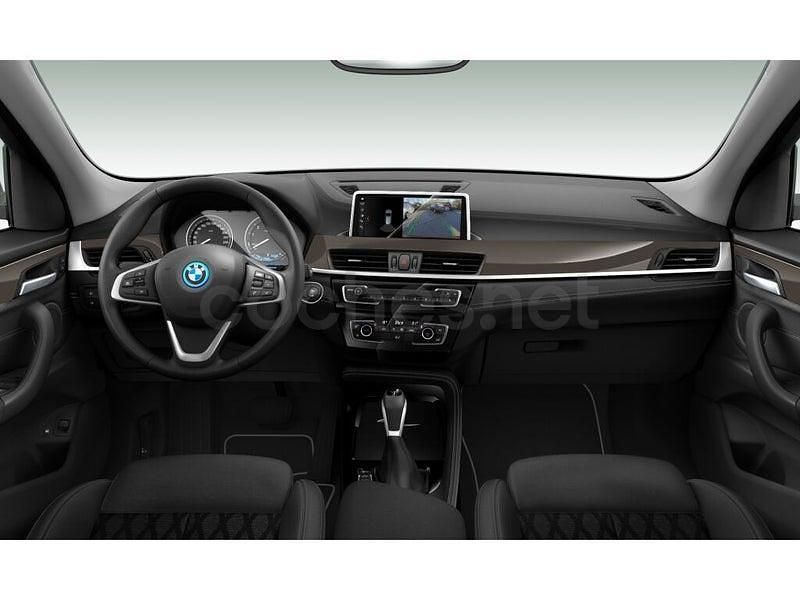 Usado BMW X1 Executive 220 HP (161 kW) 2022 Bege SUV
