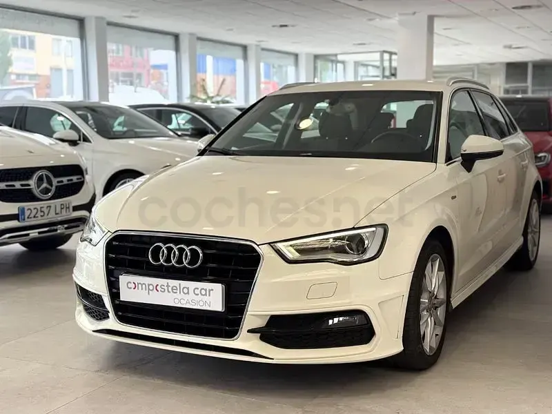 Usado Audi A3 S-Line 110 CV (80 kW) 2014 Blanco Berlina