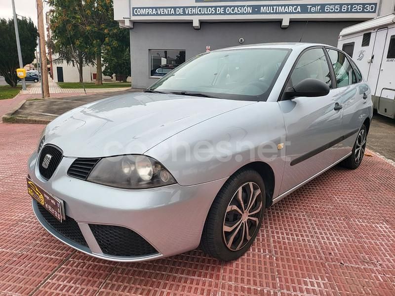 Gris Usado 2006 Seat Ibiza Reference Utilitario | 3499 € (Precio justo) - Imagen 1/4
