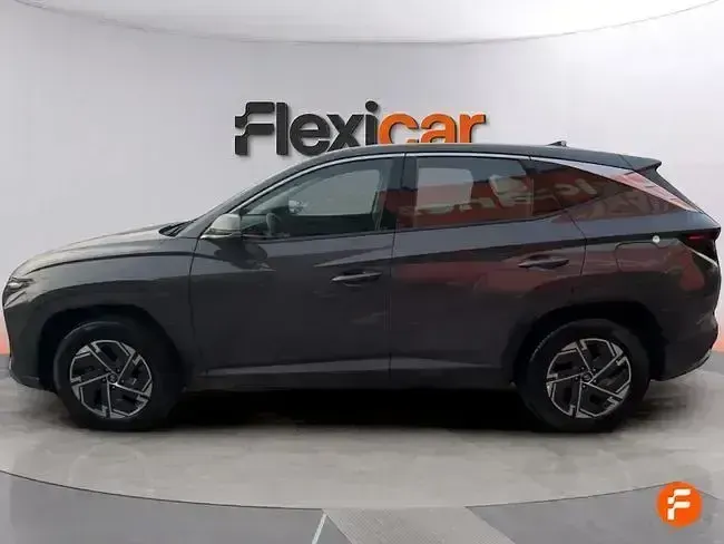 Usado Hyundai Tucson 160 CV (117 kW) 2025 Gris SUV