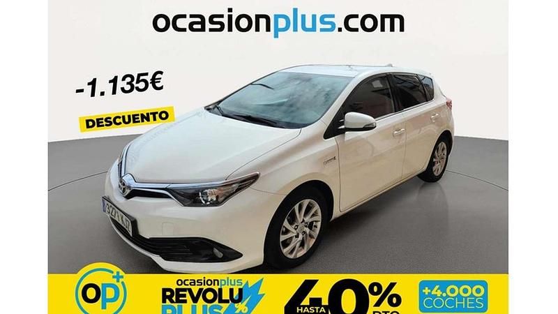 Usado Toyota Auris Hybrid Business Edition 136 CV (100 kW) 2018 Blanco Utilitario