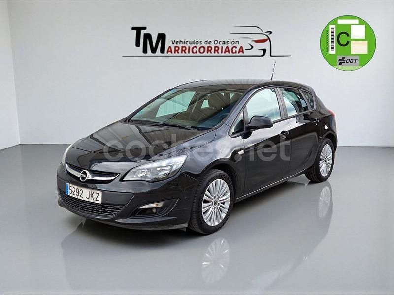 Negro Usado 2015 Opel Astra Selective Berlina | 8690 € (Precio justo) - Imagen 1/4
