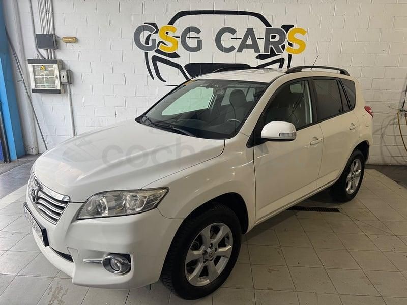 Usado Toyota RAV4 Executive 150 CV (110 kW) 2012 Blanco SUV