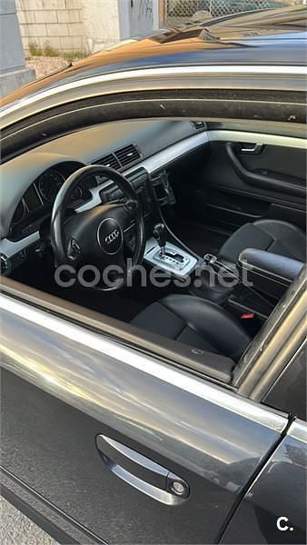 Usado Audi A4 Sport 180 CV (132 kW) 2004 Negro Berlina