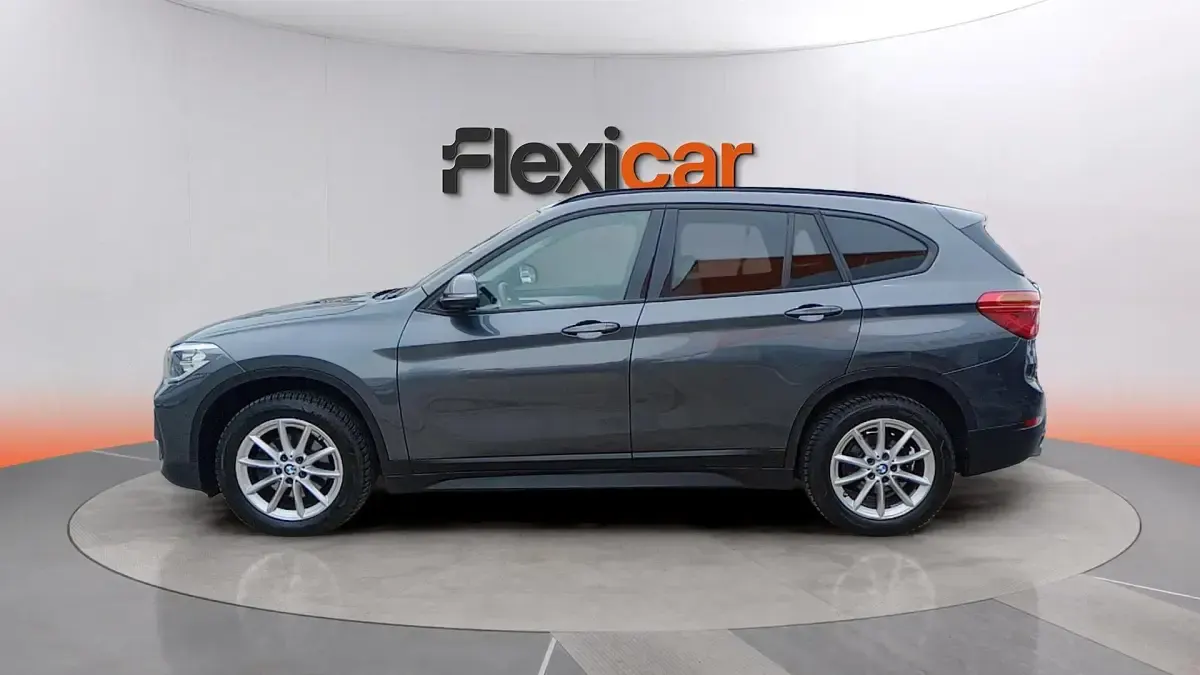 Usado BMW X1 150 CV (110 kW) 2021 Gris SUV
