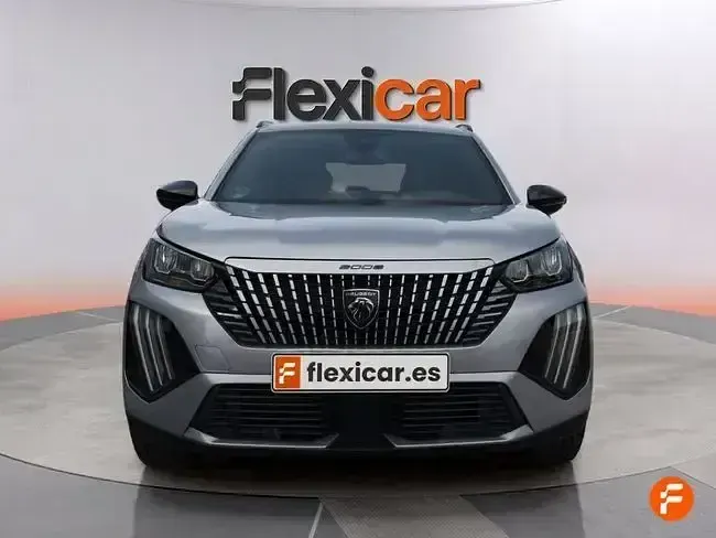 Usado Peugeot 2008 Allure 100 CV (73 kW) 2024 Gris SUV