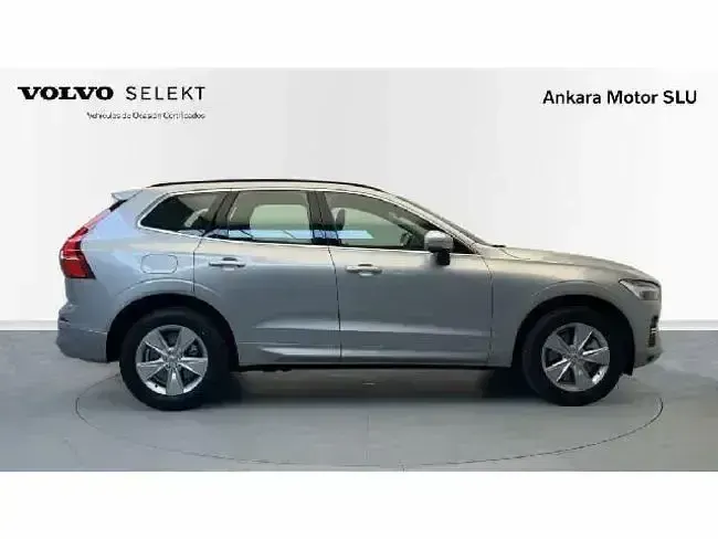 Usado Volvo XC60 Core 197 CV (144 kW) 2023 Gris SUV