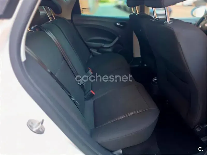 Usado Seat Ibiza SC Crono 90 CV (66 kW) 2017 Blanco Utilitario