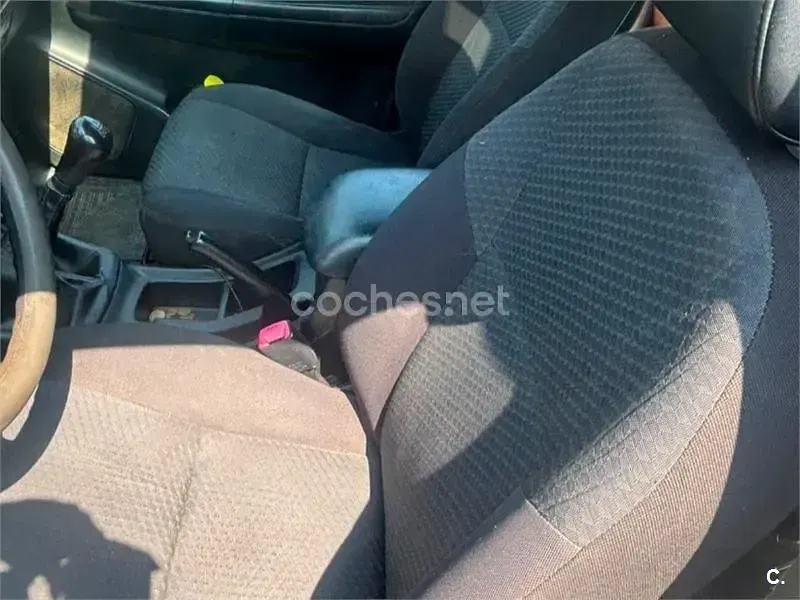 Usado Toyota HiLux 144 CV (105 kW) 2015 Blanco Pickup/Camioneta