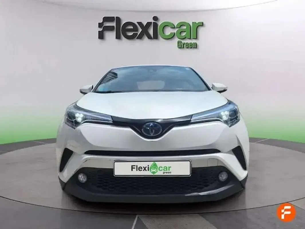 Usado Toyota C-HR Advance 122 CV (89 kW) 2019 Blanco SUV