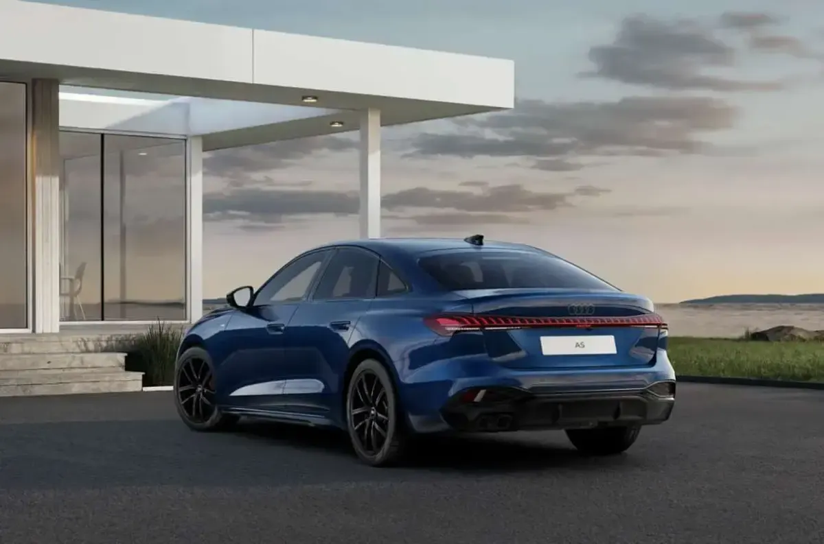 Nuevo Audi A5 Ambiente 204 CV (150 kW) 2026 Azul Berlina