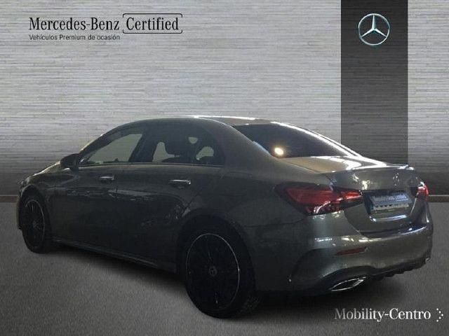 Usado Mercedes A250 AMG line 218 CV (160 kW) 2025 Gris montaña Berlina