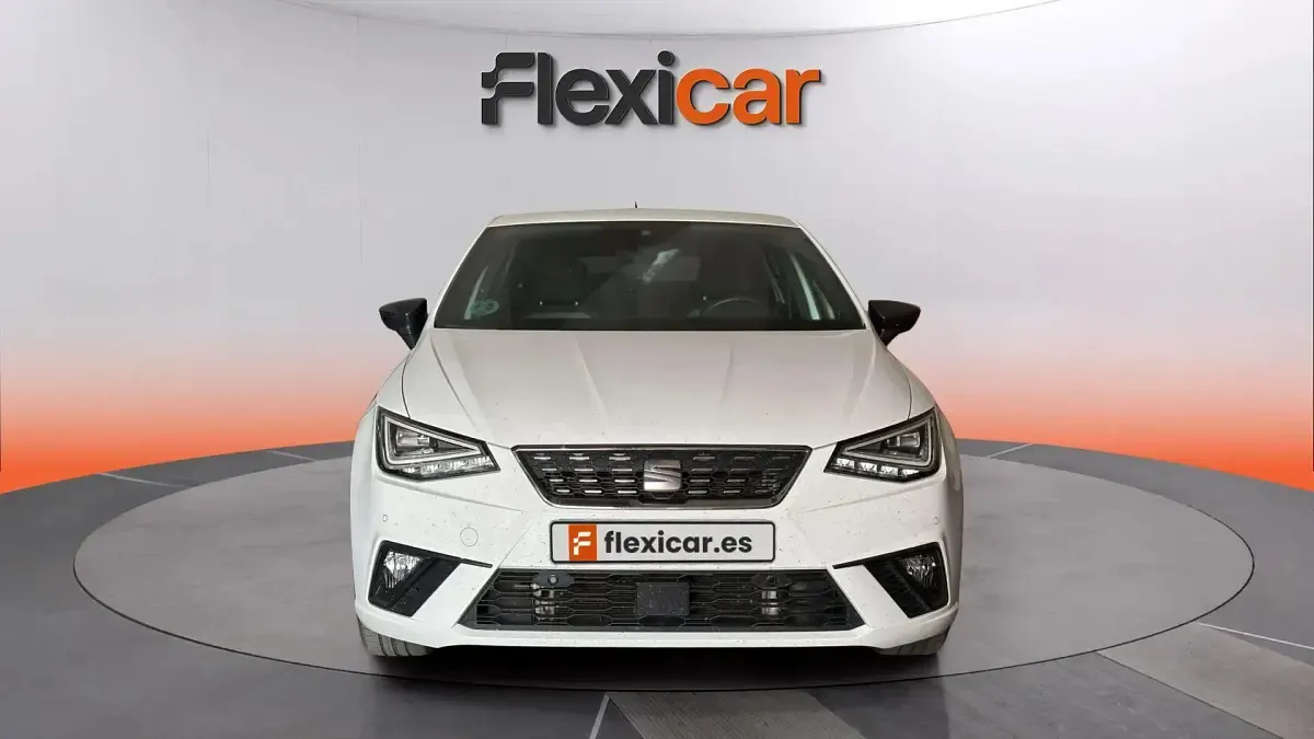Usado Seat Ibiza 116 CV (85 kW) 2024 Blanco Utilitario
