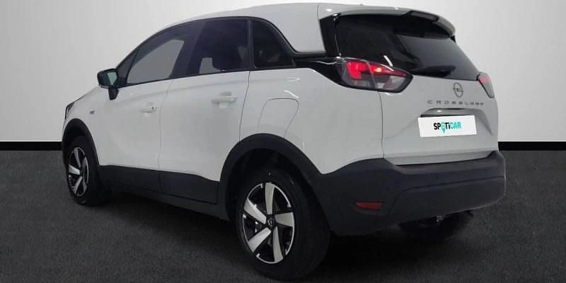 Usado Opel Crossland X Edition 110 CV (80 kW) 2023 Blanco SUV