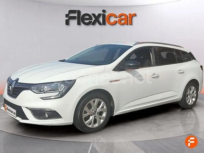 Usado Renault Mégane GrandTour Zen 130 CV (95 kW) 2018 Blanco Familiar