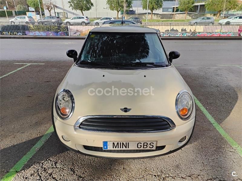 Usado Mini ONE 90 CV (66 kW) 2008 Blanco Utilitario