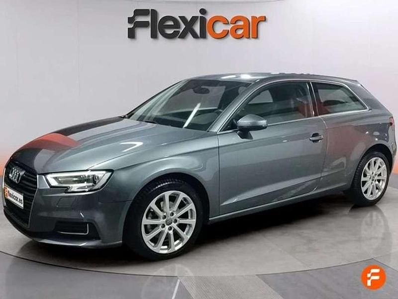 Usado Audi A3 Premium 116 CV (85 kW) 2017 Gris Utilitario