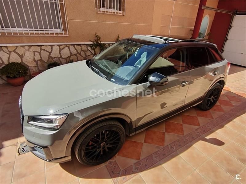 Gris / plata Usado 2018 Audi Q2 Design SUV | 27.500 € - Imagen 1/4