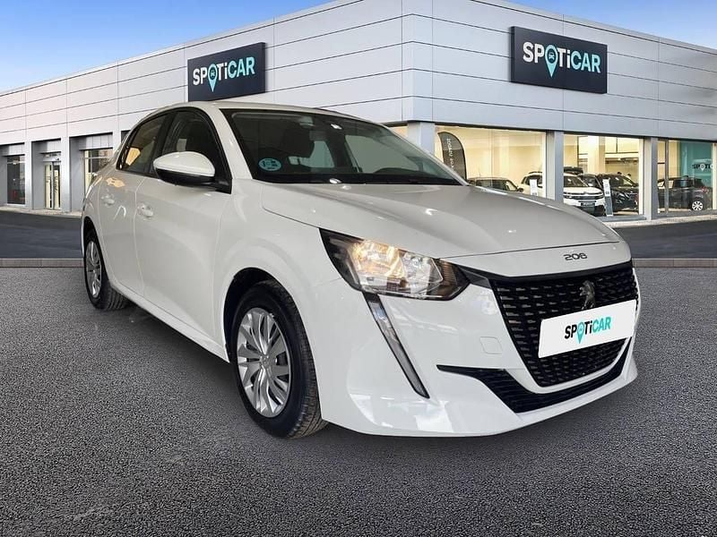 Usado Peugeot 208 Active 100 CV (73 kW) 2021 Blanco Utilitario
