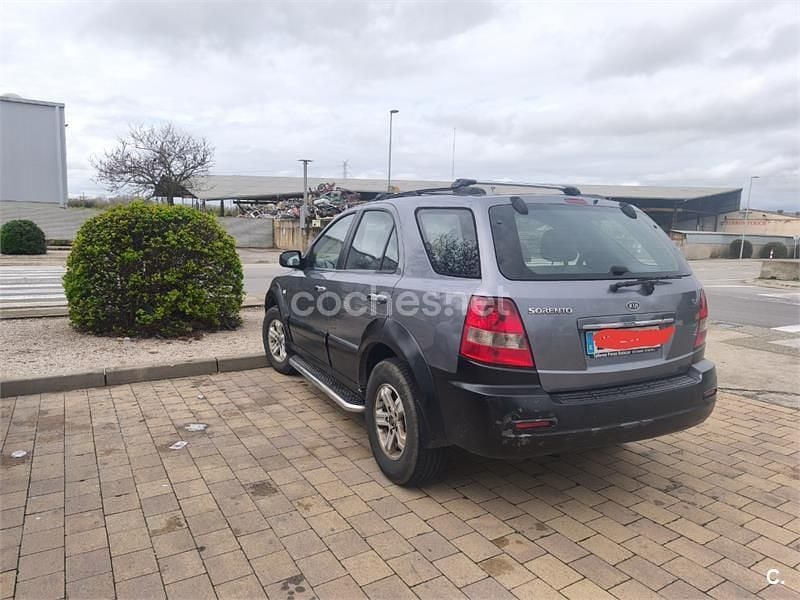 Usado Kia Sorento EX 140 CV (102 kW) 2005 Gris / plata SUV