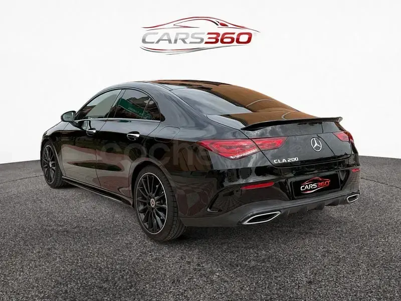 Usado Mercedes CLA200 163 CV (119 kW) 2020 Negro Berlina