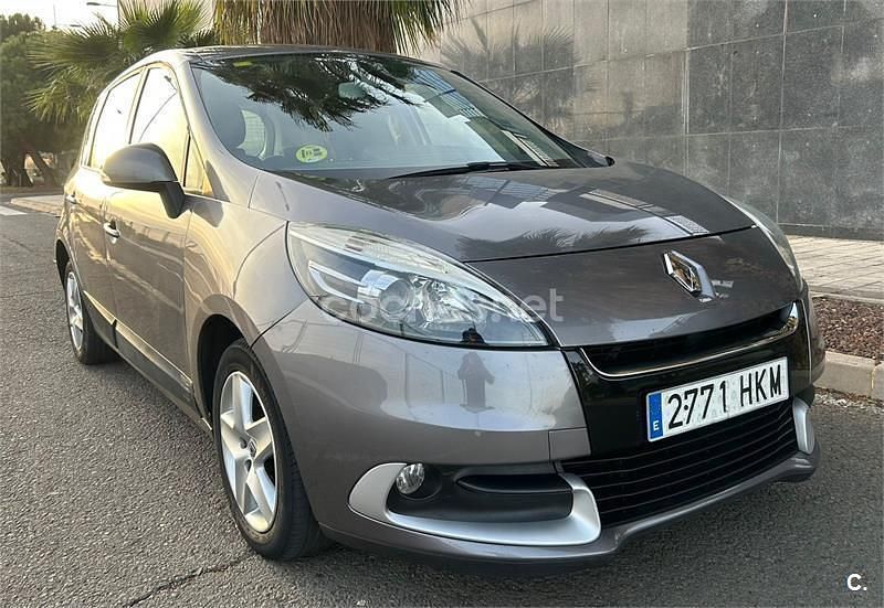Gris / plata Usado 2013 Renault Scénic III Expression Monovolumen | 4970 € (Buen precio) - Imagen 1/4