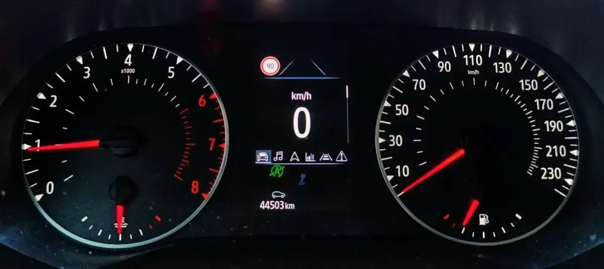 Usado Renault Captur Evolution 101 CV (74 kW) 2023 Gris SUV