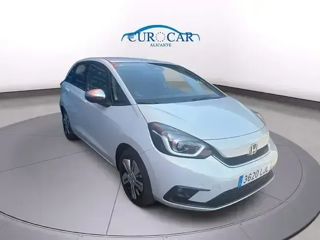 Usado Honda Jazz Executive 109 CV (80 kW) 2020 Gris / plata Utilitario