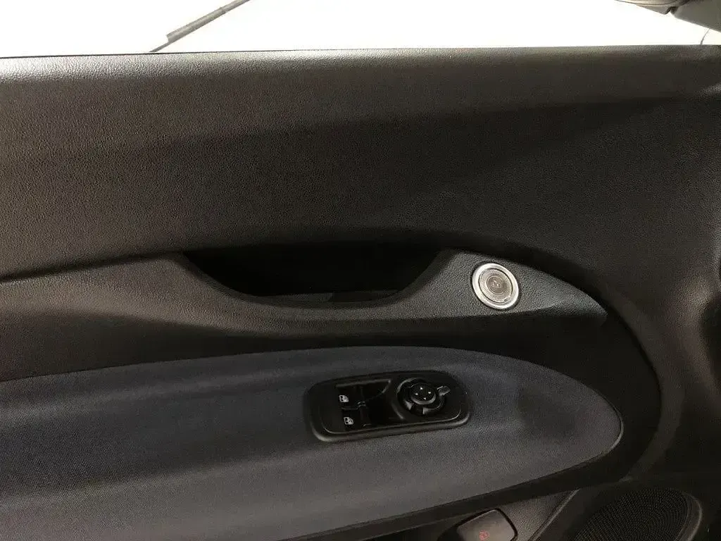 Usado Fiat 500e Icon 86 kW (118 CV) 2021 Negro Utilitario