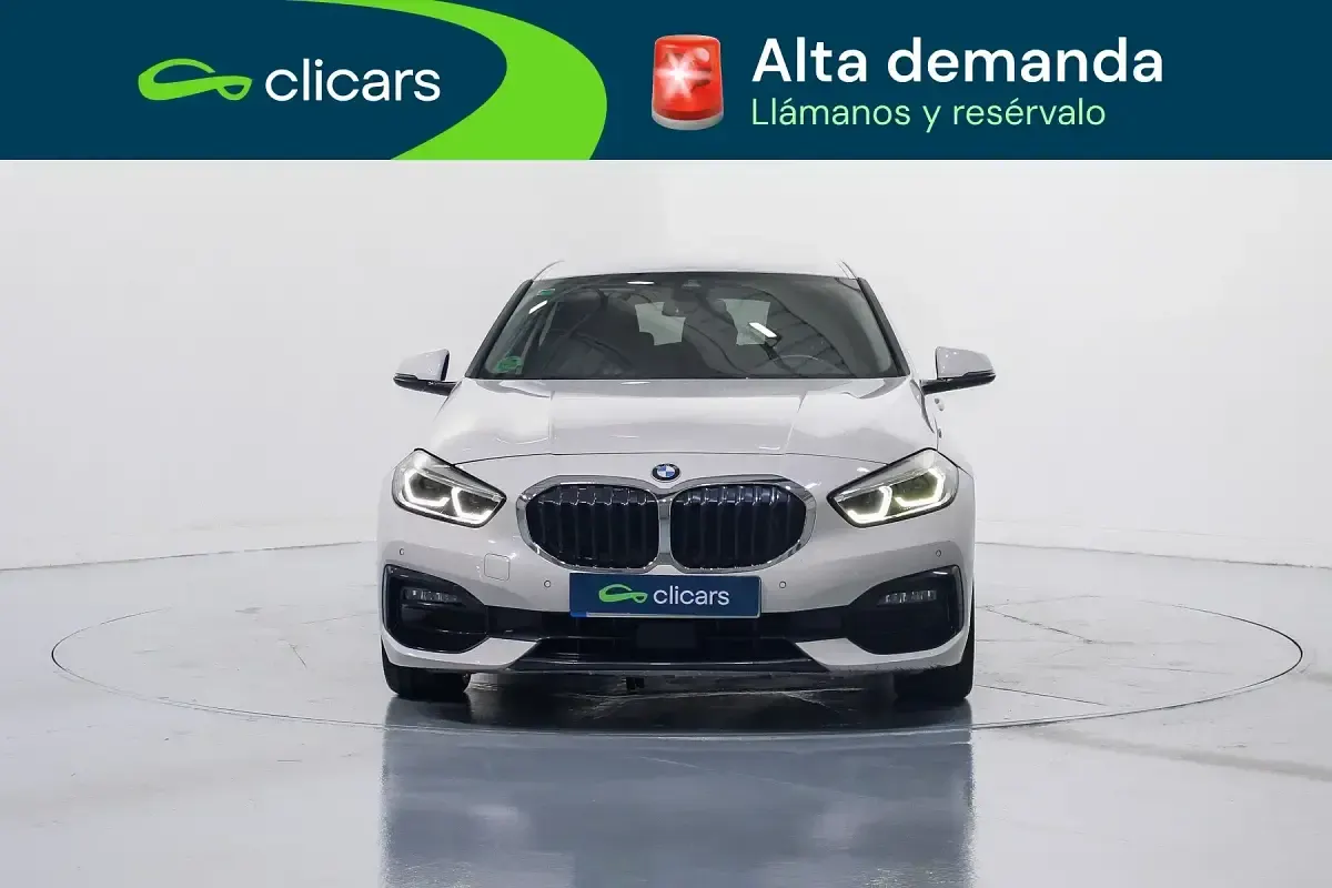Usado BMW 120 190 CV (139 kW) 2022 Blanco Utilitario