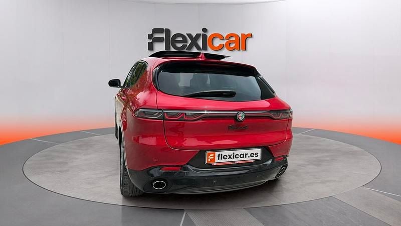 Usado Alfa Romeo Tonale Edizione Speciale 280 CV (205 kW) 2023 Rojo SUV