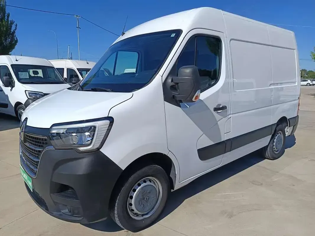 Usado Renault Master 135 CV (99 kW) 2022 Blanco Monovolumen