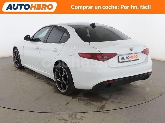 Usado Alfa Romeo Giulia Sprint 190 CV (139 kW) 2022 Blanco Berlina