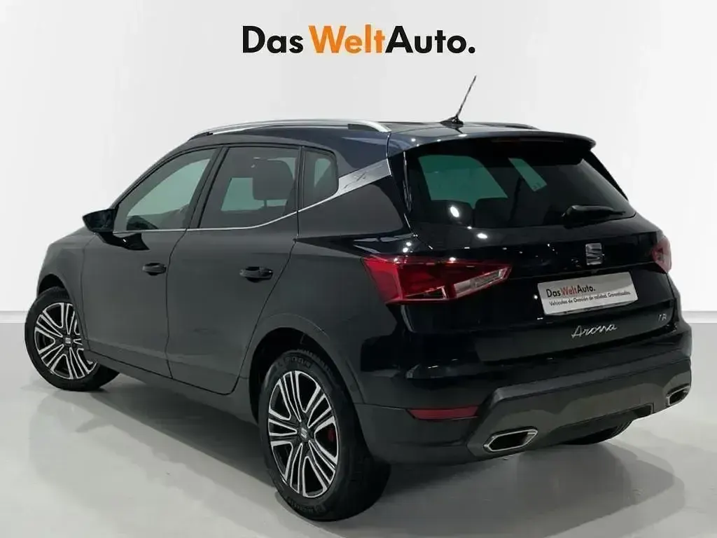 Usado Seat Arona FR 116 CV (85 kW) 2024 Negro SUV