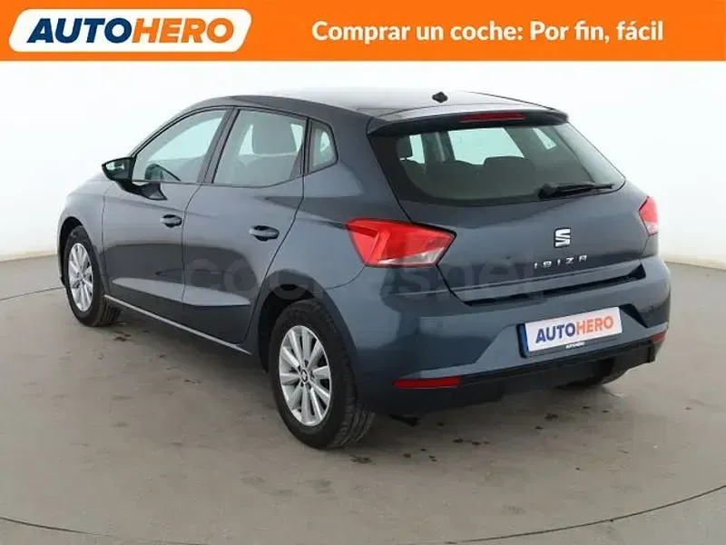 Usado Seat Ibiza Style 80 CV (58 kW) 2018 Gris Utilitario